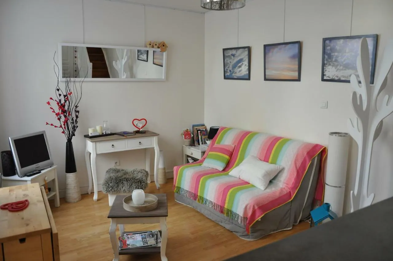 Vila La Marionnette Du Plateau Lyon Prázdninový dům